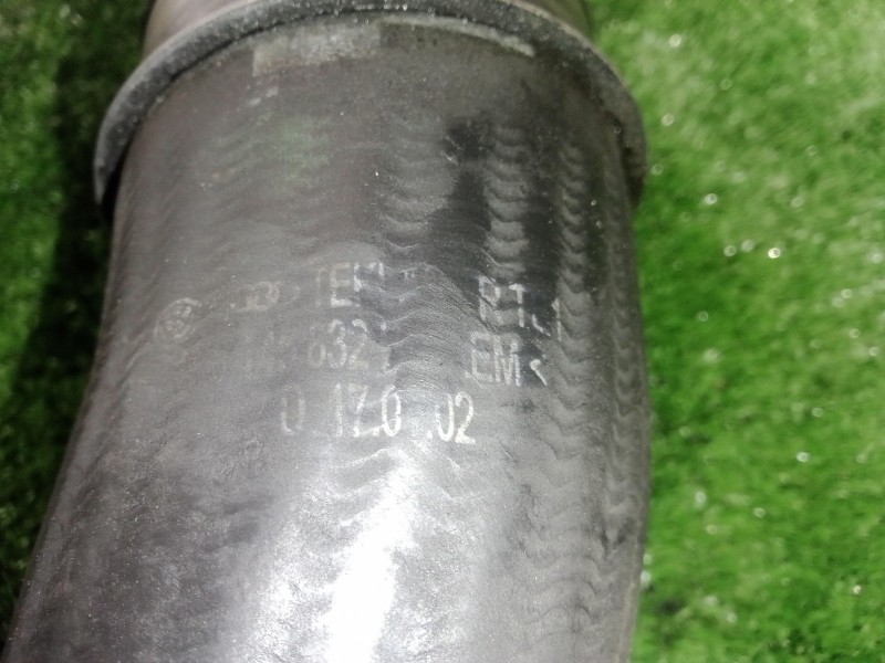 Recambio de tubo para volkswagen jetta (1k2) 1.9 tdi referencia OEM IAM NO TIENE REFERENCIA  