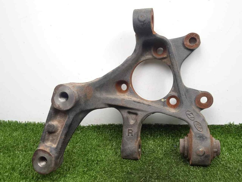 Recambio de mangueta trasera derecha para hyundai i30 (pd) 1.0 tgdi cat referencia OEM IAM 52720G4AA0 SIN.RODAMIENTO 