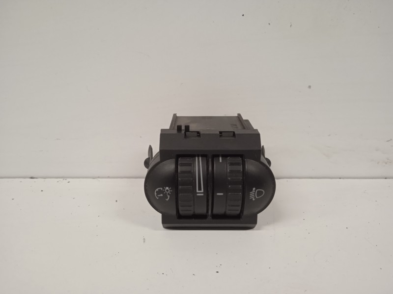 Recambio de regulador faros para volkswagen jetta (1k2) 1.9 tdi referencia OEM IAM 1K0941333  