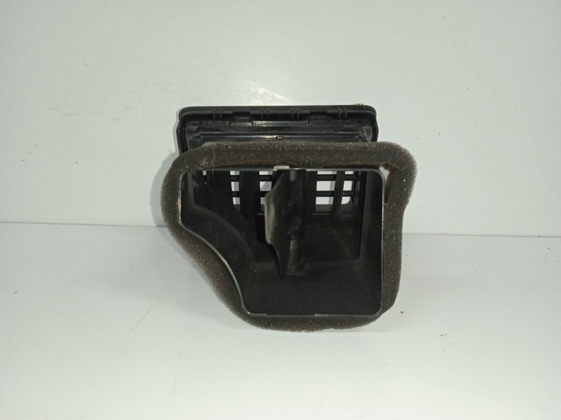 Recambio de rejilla aireadora para volkswagen jetta (1k2) 1.9 tdi referencia OEM IAM 1K0819710 - 1K0819704  