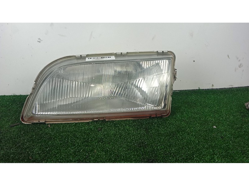 Recambio de faro izquierdo para volvo s40 i (644) 1.8 referencia OEM IAM 14556100 HELLA 95-01
