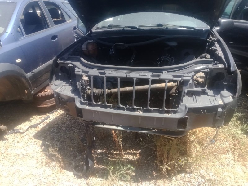 Recambio de rejilla delantera para jeep gr.cherokee (wj/wg) 2.7 crd cat referencia OEM IAM   