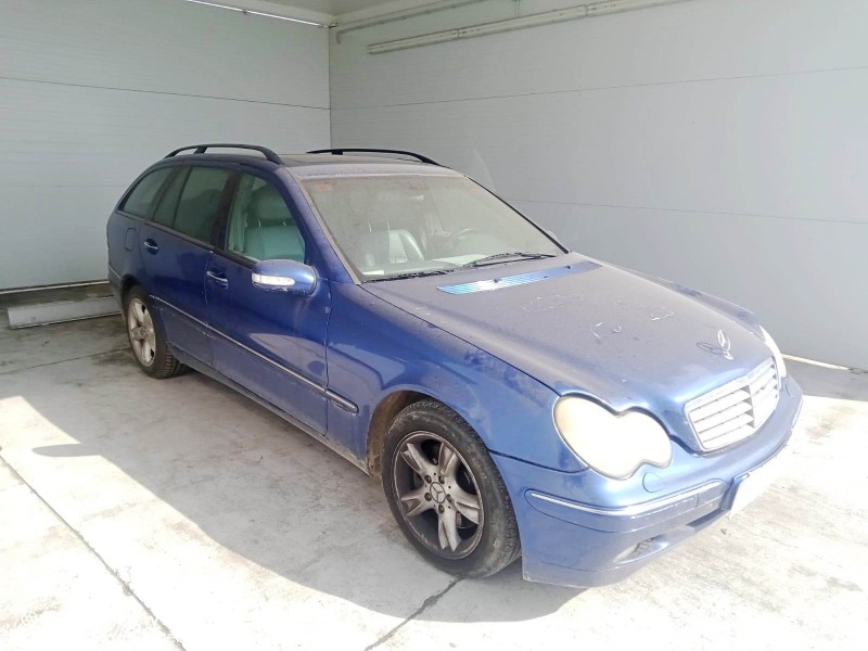mercedes-benz clase c t-model (s203) del año 2000