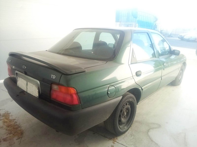 ford escort vi sedán (gal, afl) del año 1998