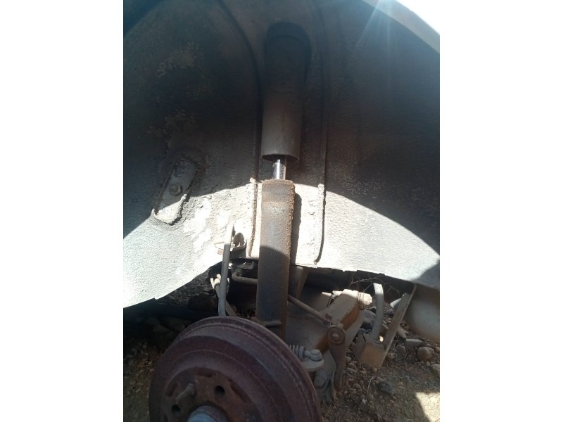 Recambio de amortiguador trasero izquierdo para seat 127 0.9 referencia OEM IAM   