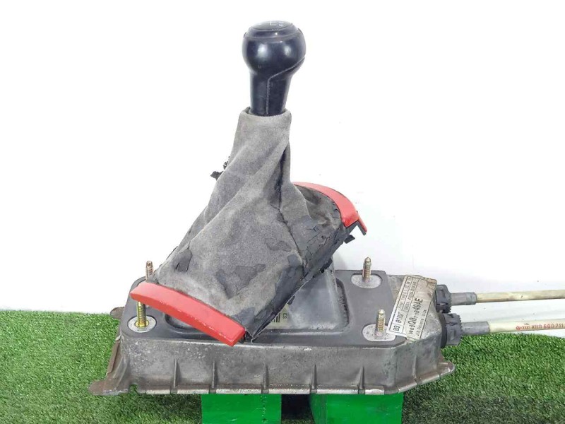 Recambio de palanca cambio para seat cordoba berlina (6l2) 1.9 tdi referencia OEM IAM 6Q0711049  