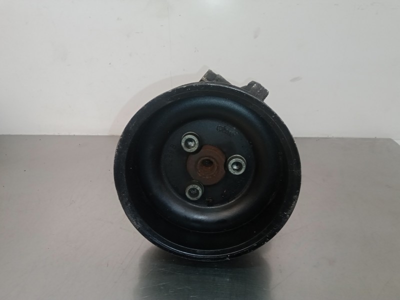 Recambio de bomba servodireccion para seat ibiza (6k) 1.4 referencia OEM IAM 030145157-26046395WB 65734 
