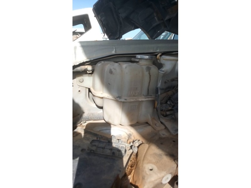 Recambio de deposito expansion para nissan pathfinder (r51) 2.5 dci diesel cat referencia OEM IAM   