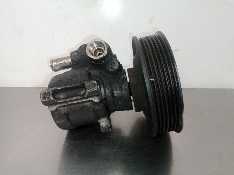 Recambio de bomba servodireccion para seat ibiza (6k) 1.4 referencia OEM IAM 030145157-26046395WB 65734 