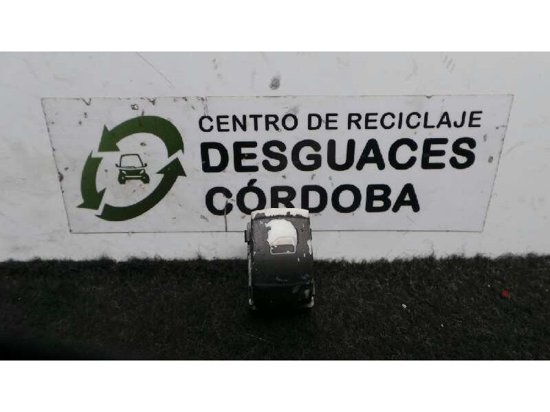 Recambio de mando elevalunas trasero derecho para audi a8 (4e2) 4.2 quattro referencia OEM IAM 4E0959855  