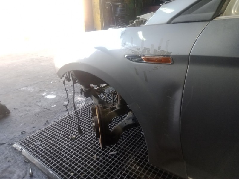Recambio de aleta delantera izquierda para ford mondeo iv (ba7) 1.8 tdci referencia OEM IAM   