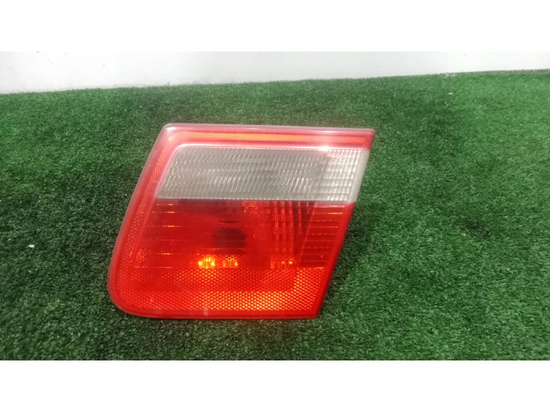 Recambio de piloto trasero derecho interior para bmw 3 touring (e46) 320 d referencia OEM IAM   