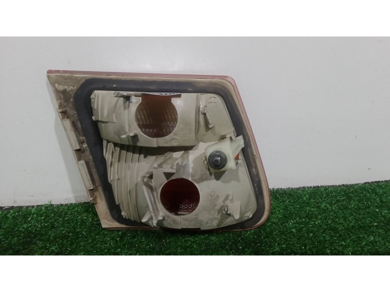 Recambio de piloto trasero derecho interior para bmw 3 touring (e46) 320 d referencia OEM IAM   