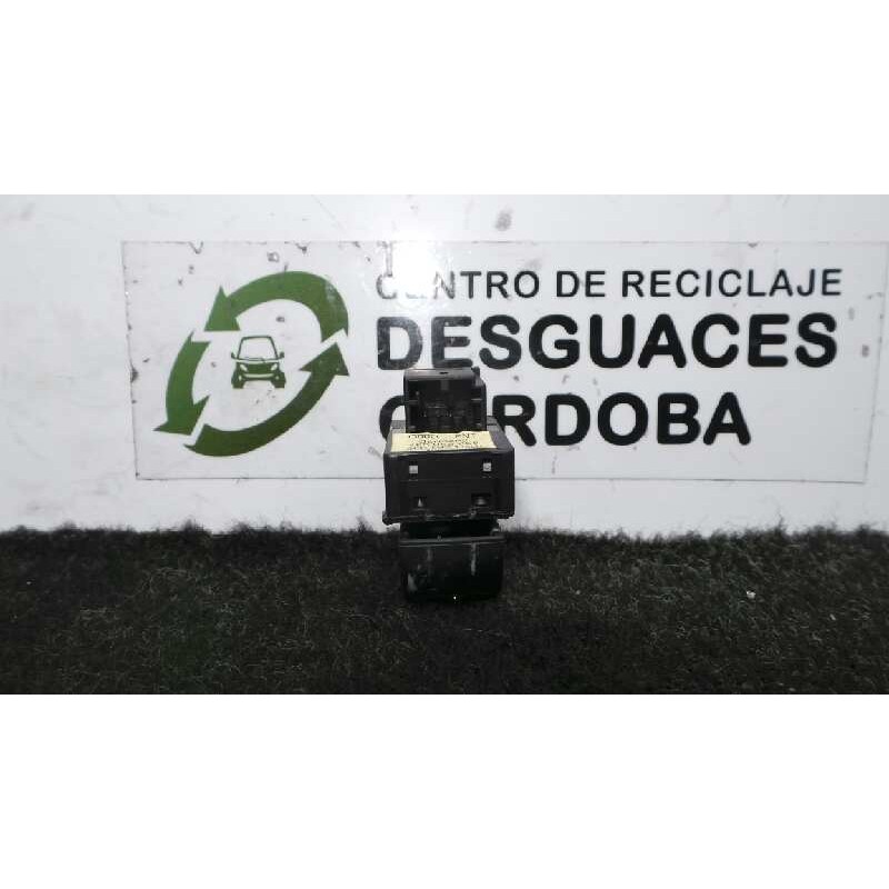 Recambio de mando elevalunas trasero derecho para audi a8 (4e2) 4.2 quattro referencia OEM IAM 4E0959855  