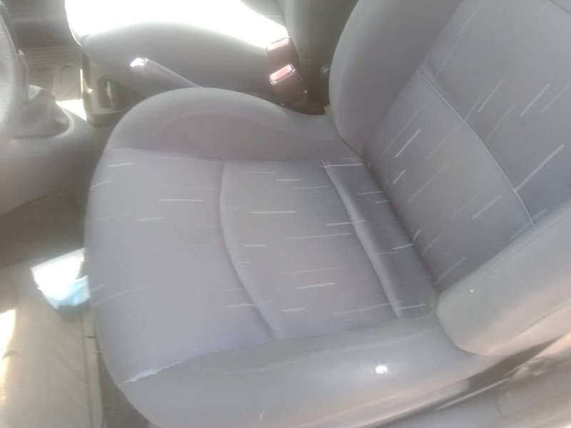 Recambio de asiento delantero izquierdo para renault clio ii (bb_, cb_) 1.5 dci referencia OEM IAM   