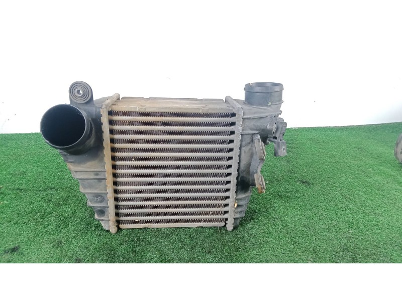 Recambio de intercooler para volkswagen golf iv berlina (1j1) conceptline referencia OEM IAM IA1070 - 862328X - 1J0145803F VALEO