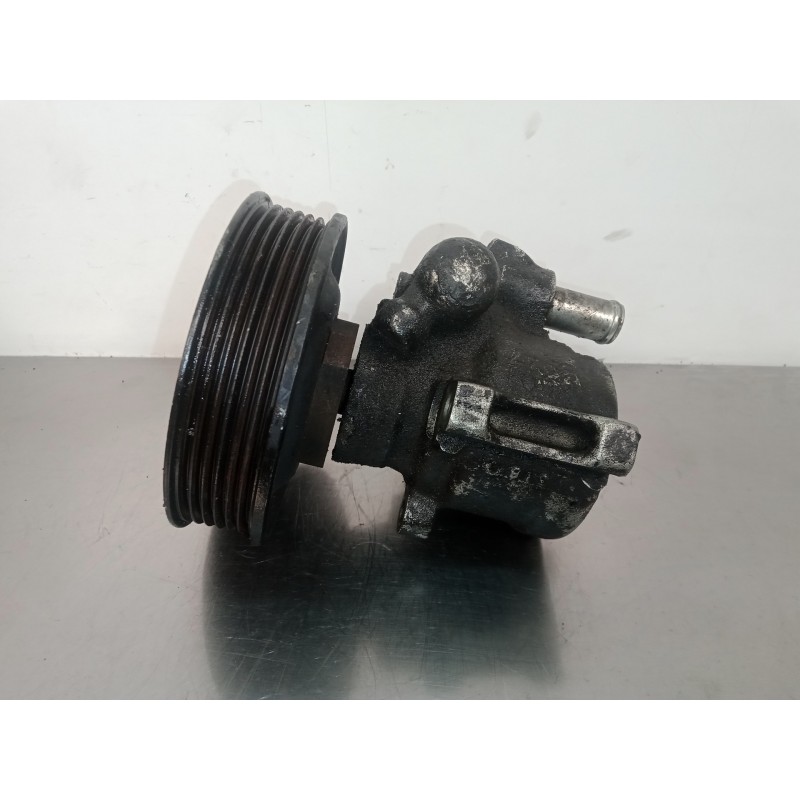 Recambio de bomba servodireccion para seat ibiza (6k) 1.4 referencia OEM IAM 030145157-26046395WB 65734 