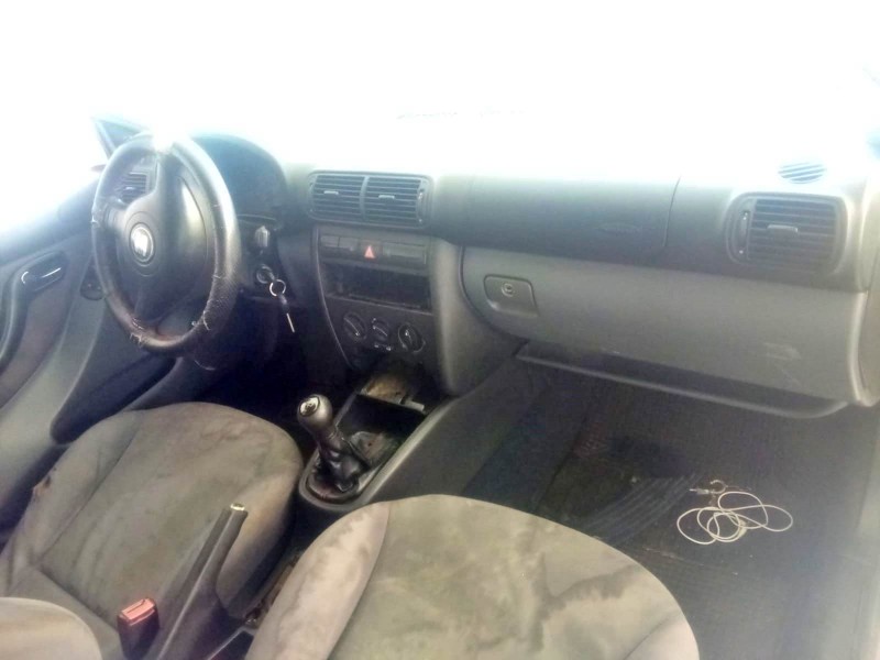 seat leon (1m1) del año 2001
