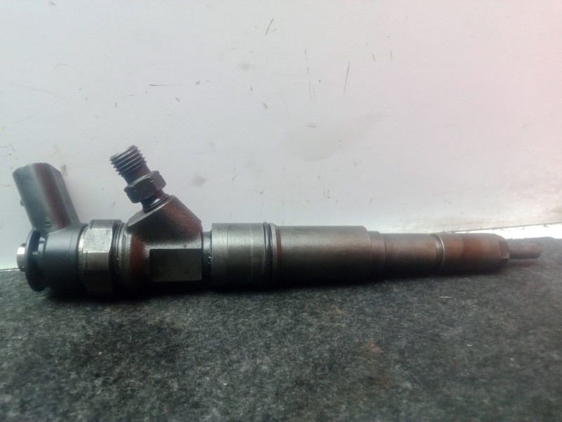 Recambio de inyector para bmw 3 compact (e46) 320 td referencia OEM IAM 0445110216 2 PINES 