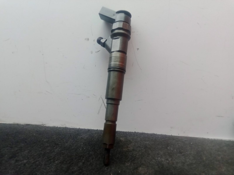 Recambio de inyector para bmw 3 compact (e46) 320 td referencia OEM IAM 0445110216 2 PINES 