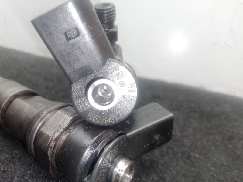 Recambio de inyector para bmw 3 compact (e46) 320 td referencia OEM IAM 0445110216 2 PINES 