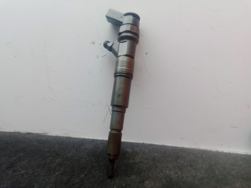Recambio de inyector para bmw 3 compact (e46) 320 td referencia OEM IAM 0445110216 2 PINES 