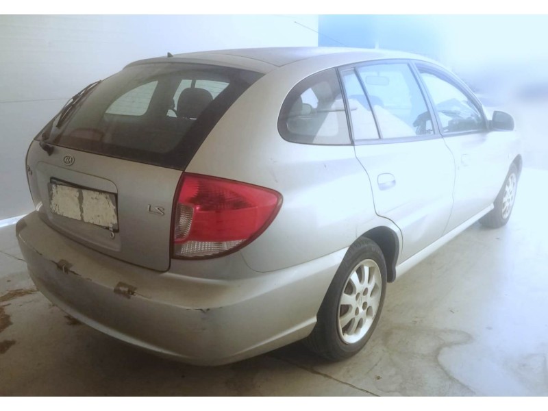 kia rio i hatchback (dc) del año 2004