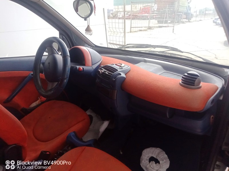 smart fortwo coupé (450) del año 2000