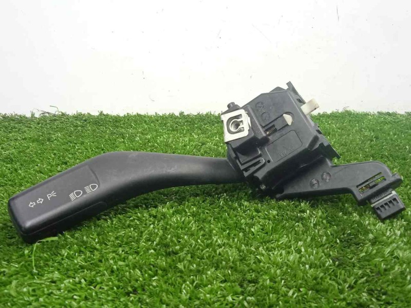 Recambio de mando luces para volkswagen jetta (1k2) 1.9 tdi referencia OEM IAM 1K0953513  4.PIN