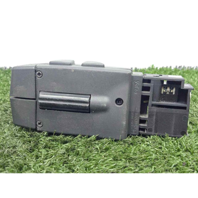 Recambio de mando multifuncion para dacia sandero 1.5 dci diesel fap cat referencia OEM IAM 255522448R  