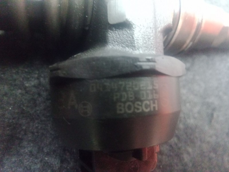 Recambio de inyector para seat leon (1p1) 1.9 tdi referencia OEM IAM 0414720215 2 PINES BOSCH