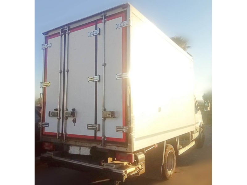 iveco daily iv caja/chasis del año 2010