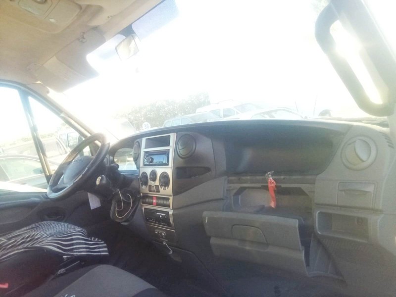 iveco daily iv caja/chasis del año 2010