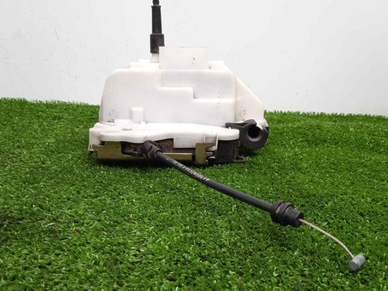 Recambio de cerradura puerta delantera izquierda para citroën c3 pluriel 1.4 hdi referencia OEM IAM 46978780-080605050261 02-09 