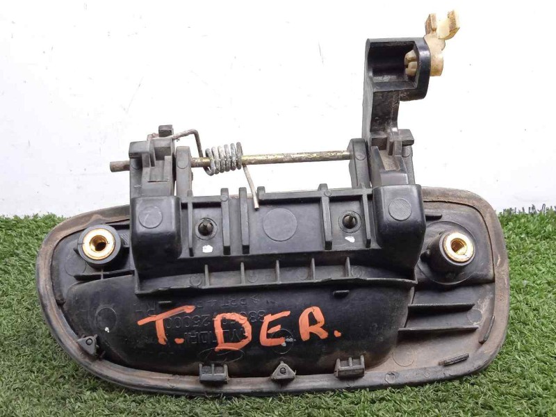 Recambio de maneta interior trasera derecha para hyundai accent (lc) 1.3 cat referencia OEM IAM 8366025000  