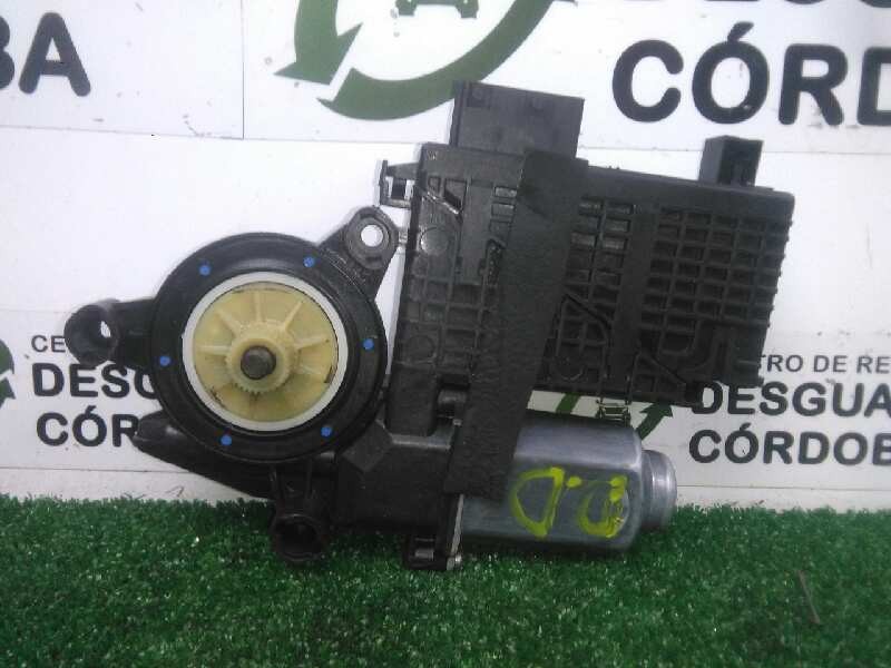 Recambio de motor elevalunas delantero derecho para citroën c4 picasso 2.0 hdi fap cat (rhr / dw10bted4) referencia OEM IAM 9682