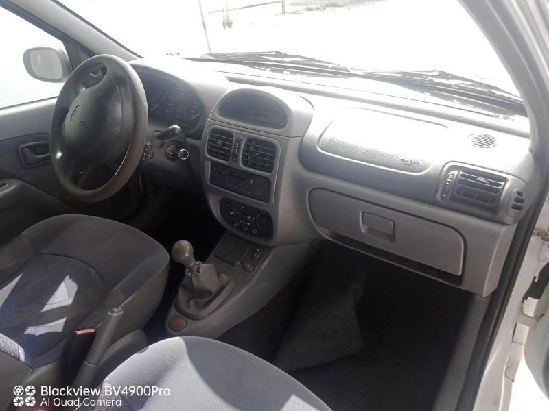 renault clio ii (bb_, cb_) del año 2000