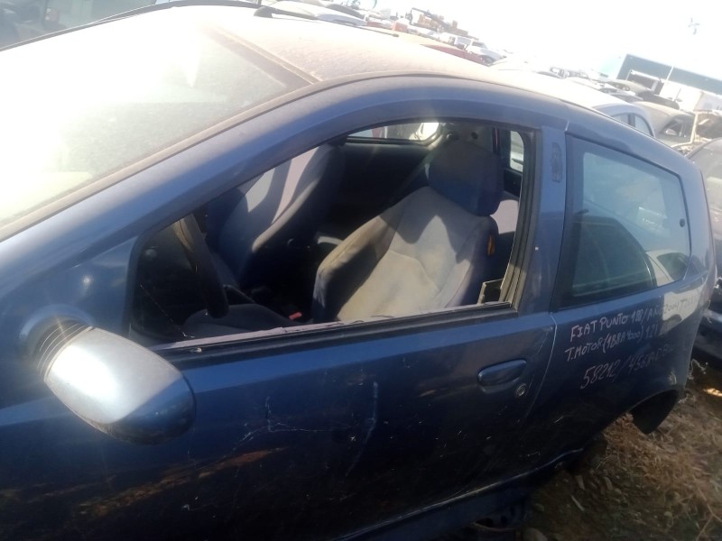 Recambio de puerta delantera izquierda para fiat punto berlina (188) 1.2 cat referencia OEM IAM   