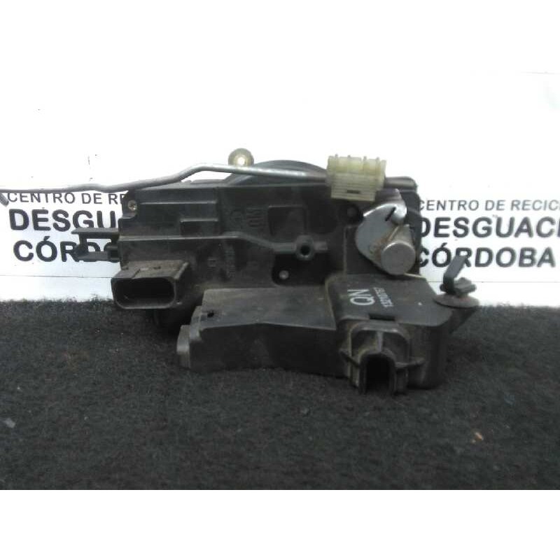 Recambio de cerradura puerta delantera izquierda para opel vectra c berlina 1.9 cdti referencia OEM IAM 13210767 VECTRA.C - 5.PU