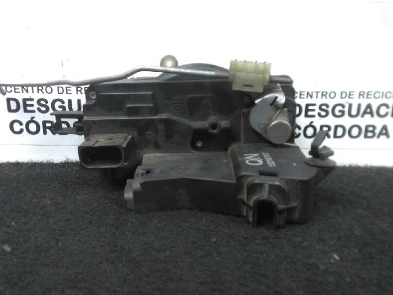 Recambio de cerradura puerta delantera izquierda para opel vectra c berlina 1.9 cdti referencia OEM IAM 13210767 VECTRA.C - 5.PU