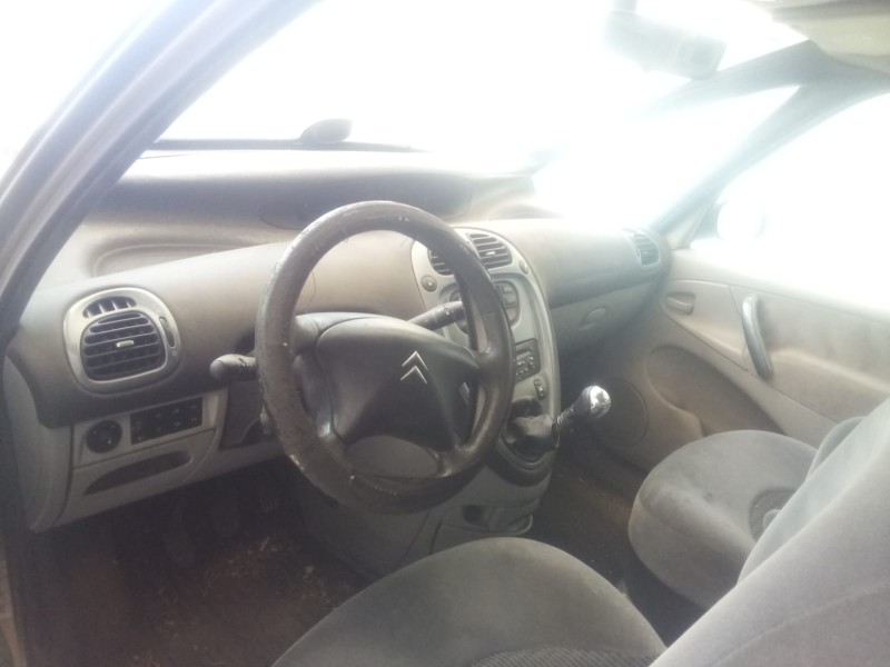 citroën xsara picasso (n68) del año 2004