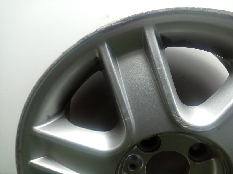 Recambio de llanta para dacia logan (ls_) 1.5 dci (ls0k) referencia OEM IAM 820021713C 15´´PULGADAS 