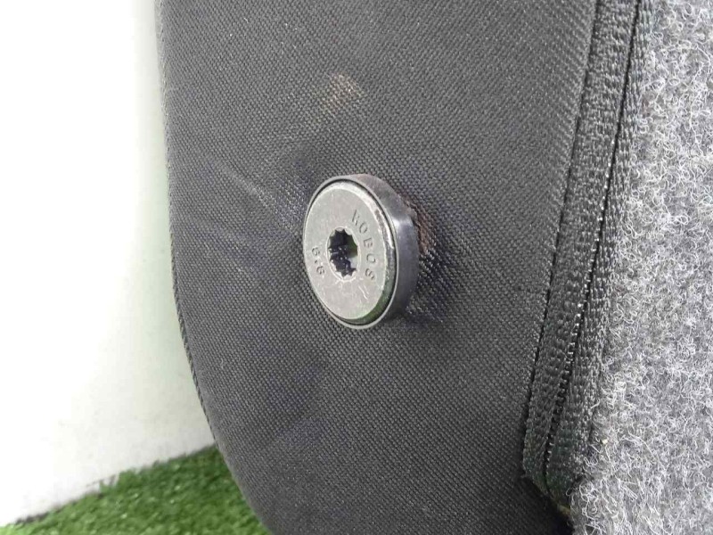 Recambio de asientos trasero derecho para skoda fabia combi 1.4 tdi dpf referencia OEM IAM  RESPALDAR DOBLE