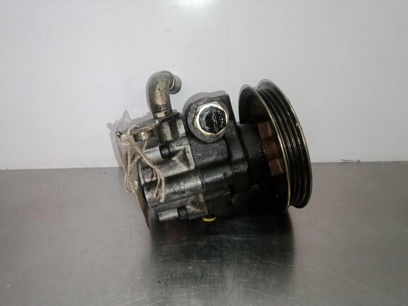 Recambio de bomba servodireccion para ford focus berlina (cak) 1.8 tddi turbodiesel cat referencia OEM IAM HE12050951-QVB101581 