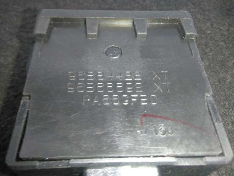 Recambio de regulador faros para citroën c4 picasso 2.0 hdi fap cat (rhr / dw10bted4) referencia OEM IAM 96384422-96366692XT 3.P