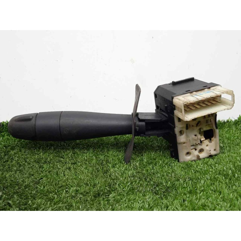 Recambio de mando limpia para renault clio ii fase ii (b/cb0) 1.5 dci diesel referencia OEM IAM  12.PIN LIMPIA TRASERO