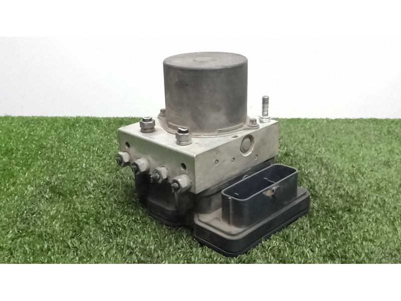 Recambio de abs para iveco daily vi furgoneta 33s15, 35s15, 35c15 referencia OEM IAM 5801815699 - 0265243239 BOSCH 