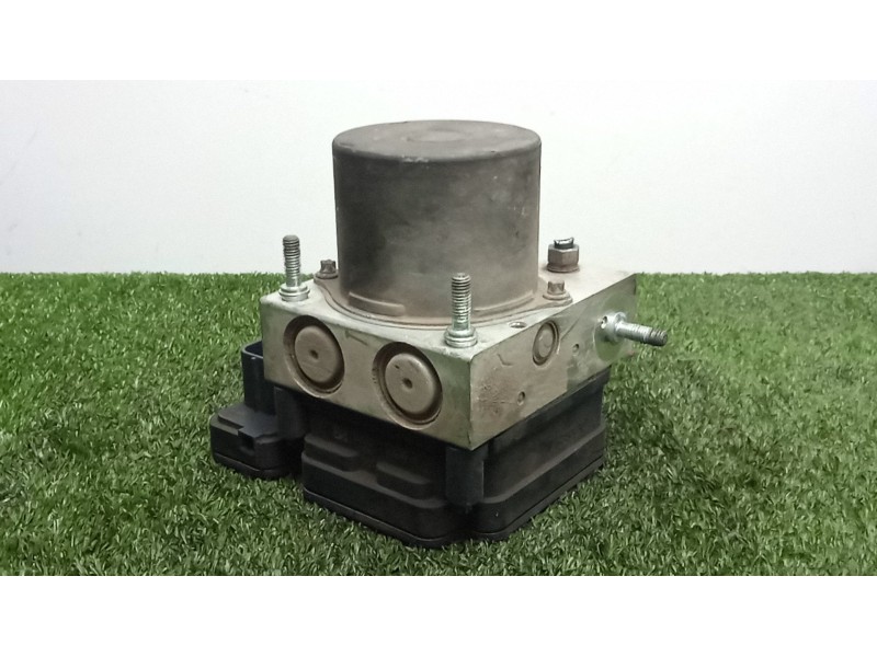 Recambio de abs para iveco daily vi furgoneta 33s15, 35s15, 35c15 referencia OEM IAM 5801815699 - 0265243239 BOSCH 