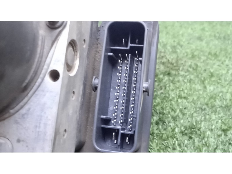 Recambio de abs para iveco daily vi furgoneta 33s15, 35s15, 35c15 referencia OEM IAM 5801815699 - 0265243239 BOSCH 