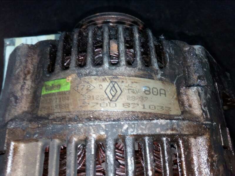 Recambio de alternador para renault megane i classic (la0) 1.6 referencia OEM IAM 7700871033-A13VI184-2541938A VALEO 80 A